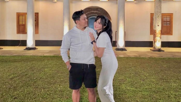 Denny Caknan dan Bella Bonita