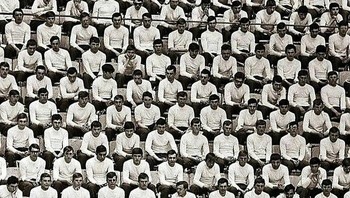 Anatoly Karpov Memainkan Permainan Catur Pameran, 1978 Foto: Instagram.com/photos.from.history/
