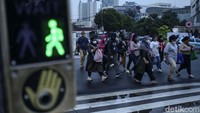 Wacana pembagian jam kerja ini sudah muncul sejak tahun lalu. Dishub DKI Jakarta membeberkan hasil analisis terkait pengaturan jam masuk kerja dalam dua sesi itu.  