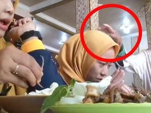 5 Kejadian Tak Terduga saat Review Makanan, Terjungkal dan Ditoyor Pengemis