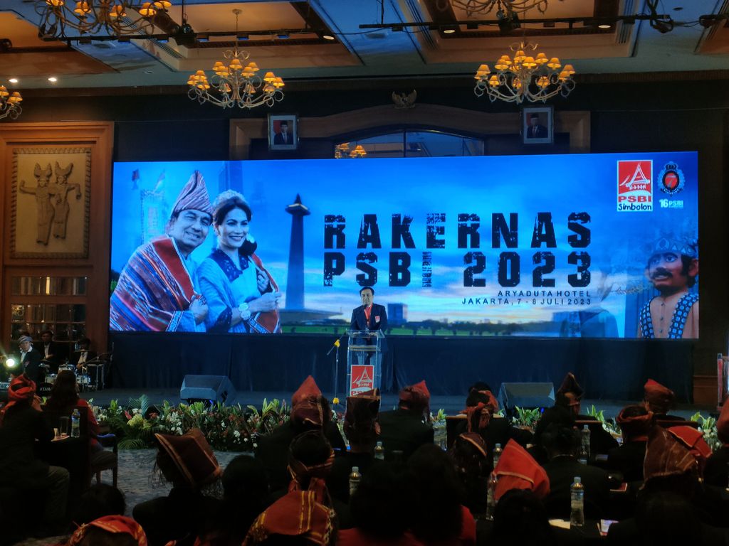 Ketum PSBI Effendi Simbolon memberikan sambutan Rakernas PSBI.
