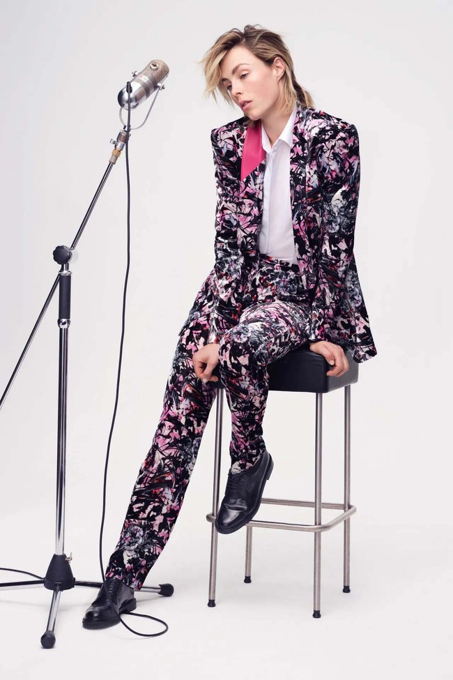 Busana rancangan terbaru Didit Hediprasetyo untuk koleksi fall/winter 2023 houte couture. Foto: dok. Didit Hediprasetyo.