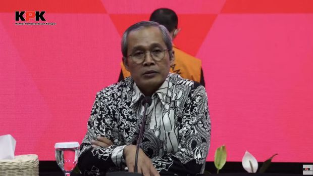 Konpres penahanan tersangka grafitasi di Direktorat Jendral Bea Cukai Kemenkeu (Tangkapan layar Youtube KPK RI)