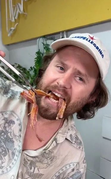 Cara masak bacon pakai catokan yang nyeleneh