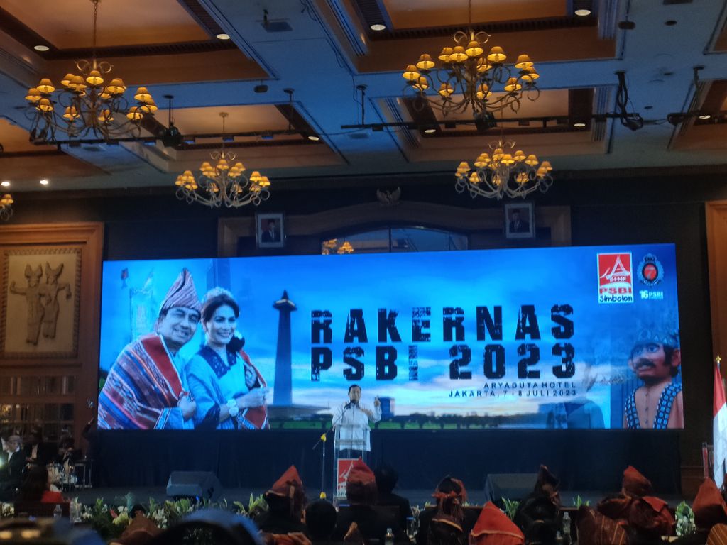 Menhan Prabowo Subianto memberikan sambutan saat acara Rakernas PSBI, Jumat (7/7/2023).