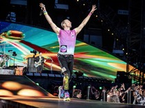 Potret Keseruan Konser Coldplay di Denmark