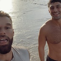 Dari pernikahannya itu, Ricky dan Jwan memiliki dua anak yang lahir dari ibu pengganti. Foto: Dok. Instagram/@ricky_martin