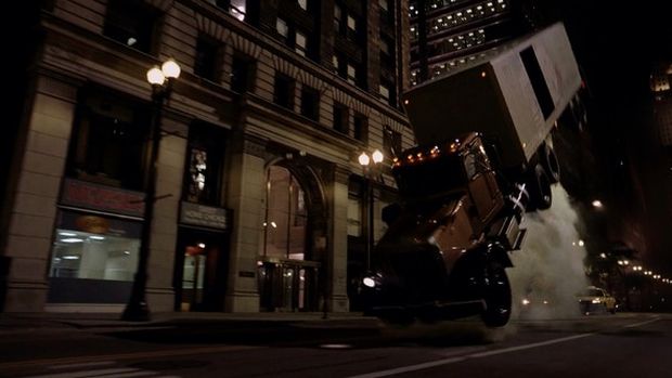 Adegan di film The Dark Knight yang membuat kamera IMAX hancur.