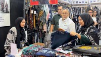Mendag menyampaikan, Kementerian Perdagangan mendukung sepenuhnya agar industri dalam negeri bisa melakukan ekspor, bisa ikut pameran-pameran di luar negeri untuk membuka pasar lebih luas. Potensi produknya juga luar biasa bagus.