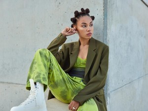 Ide OOTD Street Style untuk Wanita agar Tampil Stylish & Trendy