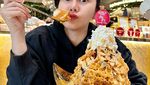 Serunya Denise Chariesta Saat Menikmati Sushi hingga Hot Pot