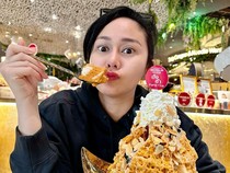 Serunya Denise Chariesta Saat Menikmati Sushi hingga Hot Pot
