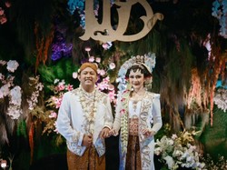 8 Paras Cantik Manglingi Bella Bonita Jadi Pengantin Jawa Dinikahi Denny Caknan