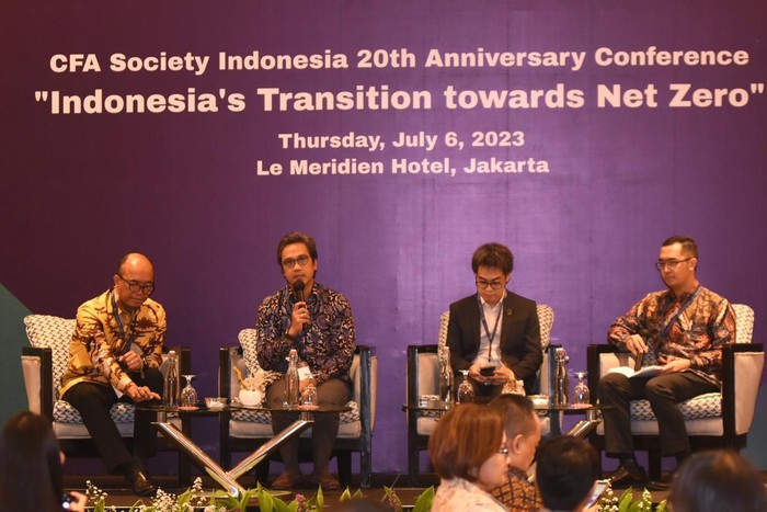Diskusi CFA Society