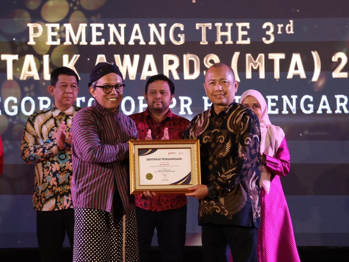Humas KAI Raih Penghargaan sebagai Tokoh PR Berpengaruh 2023