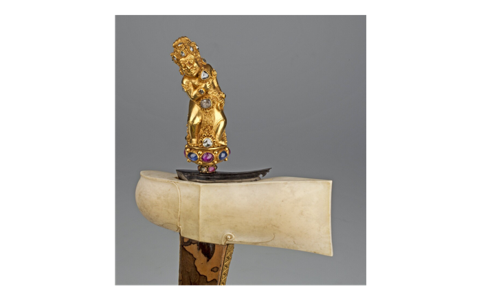 Keris Klungkung (Museum Nasional Kebudayaan Dunia (NMVW) Belanda) Keris Klungkung (Museum Nasional Kebudayaan Dunia (NMVW) Belanda)