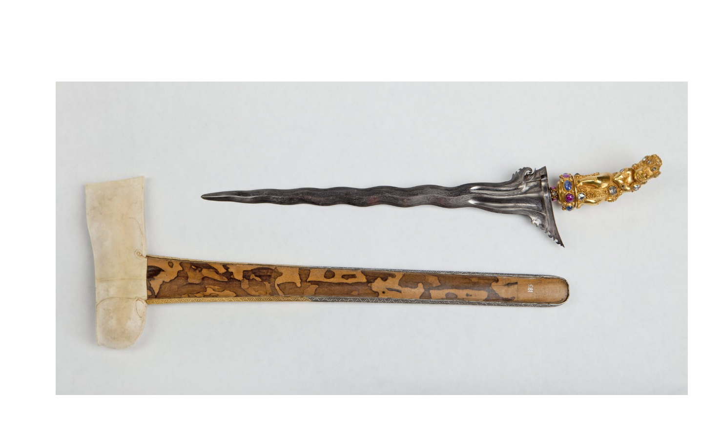 Keris Klungkung (Museum Nasional Kebudayaan Dunia (NMVW) Belanda)