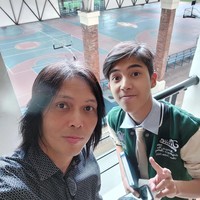 Once sendiri sering membanggakan sang putra di akun Instagram. Baru-baru ini mengungkap bahwa Manuel telah menuntaskan program magang di salah satu firma hukum. Foto: Instagram