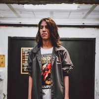 Remaja ini sebelumnya sering jadi pembicaraan ketika potretnya disebut mirip El Rumi, anak Ahmad Dhani, rekan ayahnya dalam band Dewa 19. Foto: Instagram