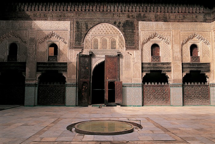 Medina Fez, pusat budaya dan spiritual Islam di Maroko.