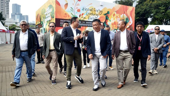 Momen Wamen BUMN Katika Wirdjoatmodjo Buka Digiland 2023 Digiland 2023 resmi digelar dan jadi puncak selebrasi peringatan HUT Telkom Indonesia ke-58. Wamen II BUMN Kartika Wirdjoatmodjo membuka acara tersebut.