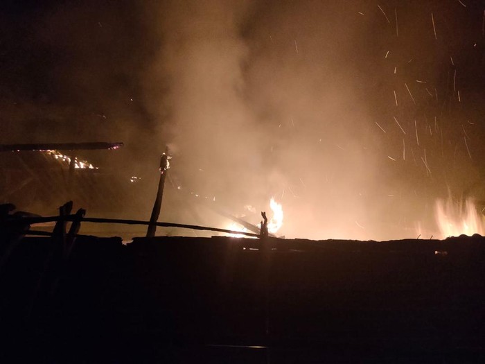 Rumah warga Desa Gulang, Kecamatan Mejobo,terbakar pada Jumat (7/7/2023) malam.
