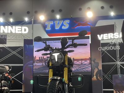 Tampang TVS Ronin, Motor Sport Bergaya Retro yang Dijual Mulai Rp 34 Jutaan
