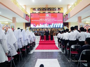 Kunjungi Pesantren Dea Malela Sumbawa, Mendag Beri Nasihat Ini ke Santri