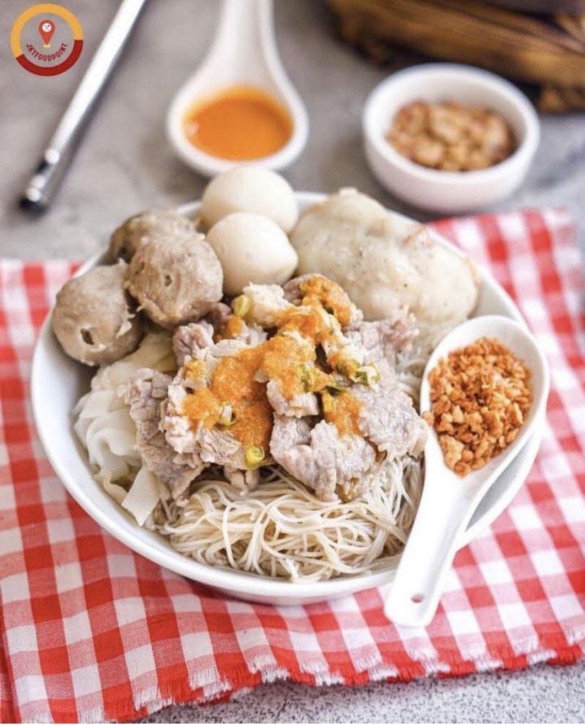Bakso enak yang laris di Gading Serpong