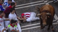 Acara encierro atau lari banteng ini merupakan rangkaian acara dari festival San Fermin yang sangat terkenal di Kota Pamplona, Spanyol. 