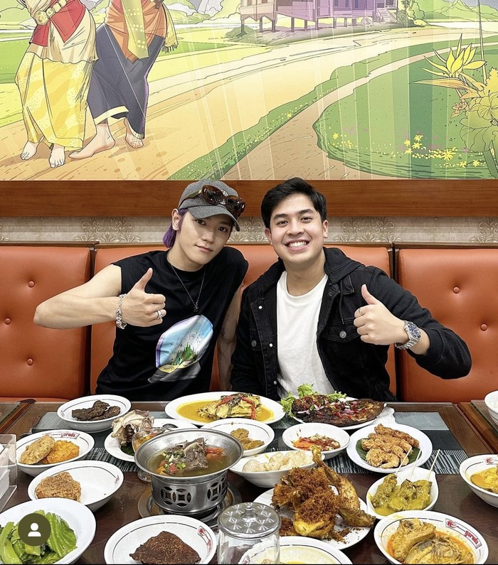 Keseruan Jeroma Polin Saat Kulineran Bareng Taeyong NCT hingga Waseda Boys