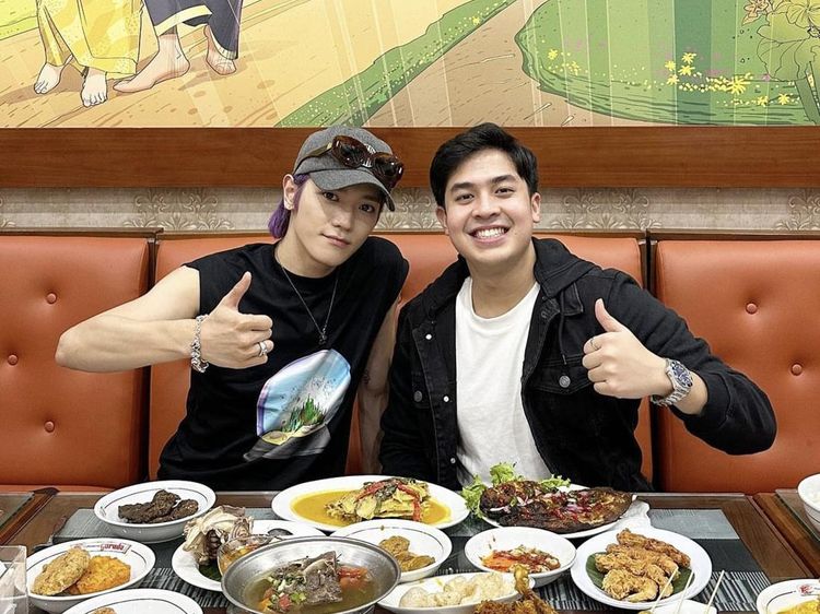 Keseruan Jerome Polin Saat Kulineran Bareng Taeyong NCT hingga Waseda Boys