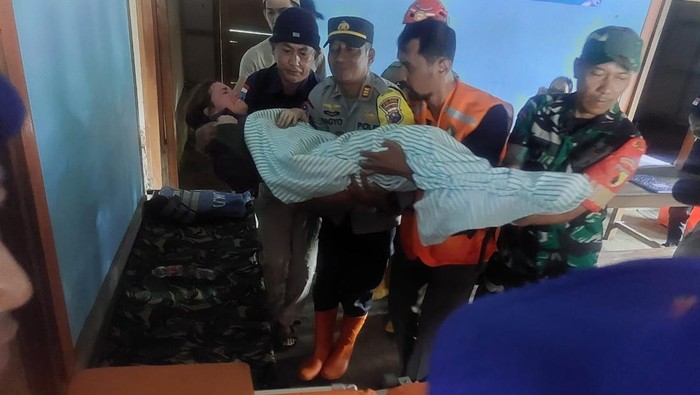 Mahasiswa asing FK UB terseret ombak pantai Malang