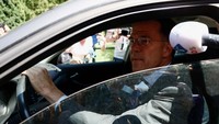 Dalam pernyataannya pada Jumat lalu, Rutte, yang telah berkuasa sejak 2010 dan merupakan pemimpin terlama kedua di Eropa, mengatakan perselisihan tentang langkah-langkah untuk membatasi imigran telah menyebabkan pemerintahan koalisi empat partainya retak.  