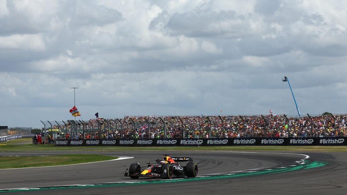 Formula One F1 - British Grand Prix - Silverstone Circuit, Silverstone, Britain - July 9, 2023 Red Bulls Max Verstappen in action during the race REUTERS/Andrew Boyers