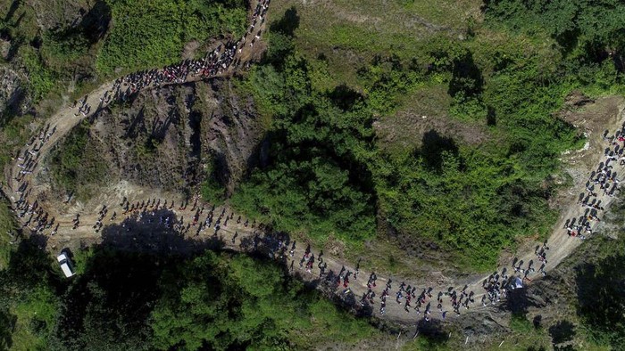 Aerial view of the participants in the 
