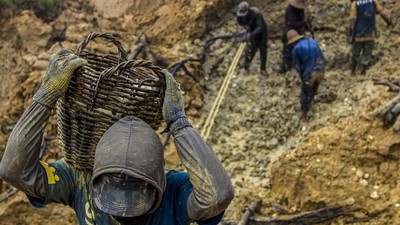 Melihat Pendulangan Intan Tradisional di Geopark Meratus