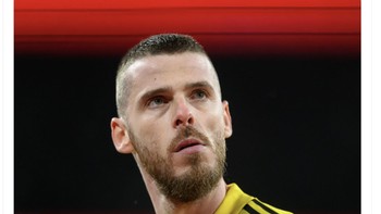 Dia punya momen sulit, tapi tanpa keraguan, David De Gea telah menjadi pemain terbaik MU di dekade kemarin, tulis fans MU ini. Foto: Twitter