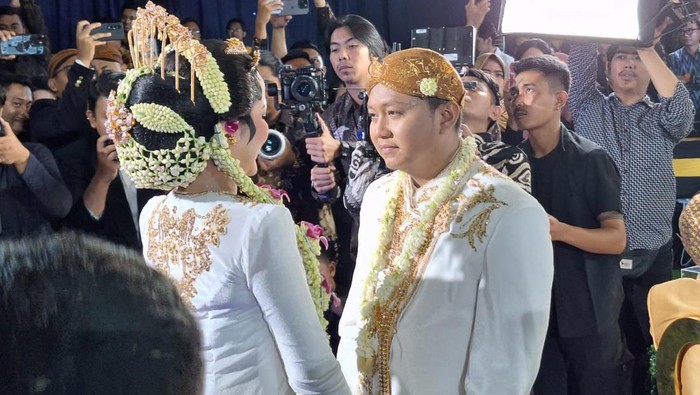 Pernikahan Denny Caknan dengan Bella Bonita