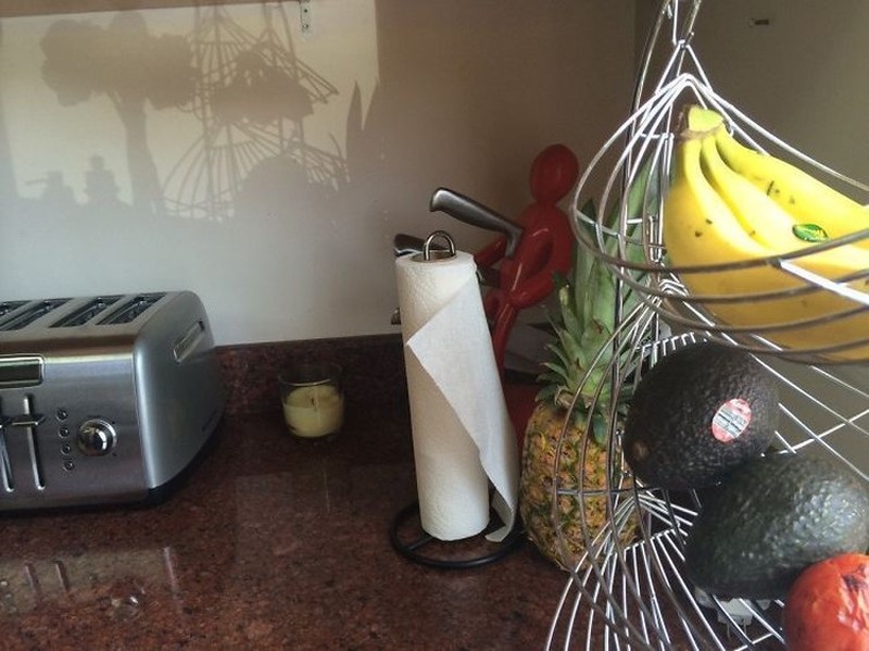 Potret Bayangan yang Bikin Mata Gagal Fokus