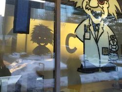 Potret Bayangan yang Bikin Mata Gagal Fokus