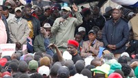 Aksi protes ini diinisiasi pemimpin oposisi Raila Odinga yang mendesak warga Kenya untuk turun ke jalan menentang kenaikan pajak.  