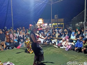Permintaan Unik Bocah Gimbal Tegal saat Diruwat: Uang Banyak dan Tari Topeng