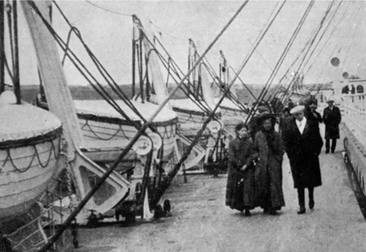 Titanic Titanic
