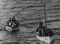 Foto Langka Pasca Tenggelamnya Titanic Seabad Silam