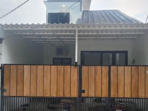Berapa Biaya Bikin Pagar Model Kayu Besi? Segini Kisarannya