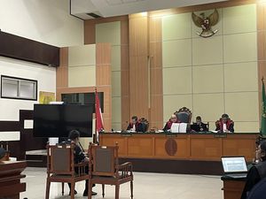 Ahli Bahasa soal Makna Julukan Lord Luhut: Punya Penuh Kekuasaan