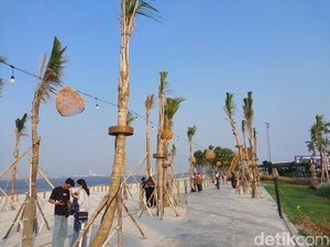 Daftar 16 Pantai Terdekat dari Jakarta untuk Liburan Keluarga