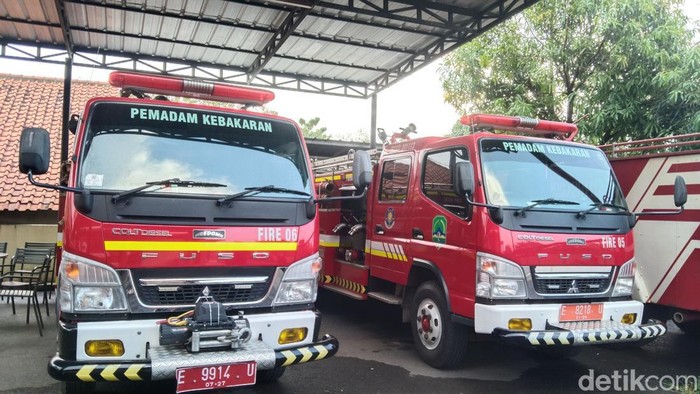 Armada Damkar Majalengka.