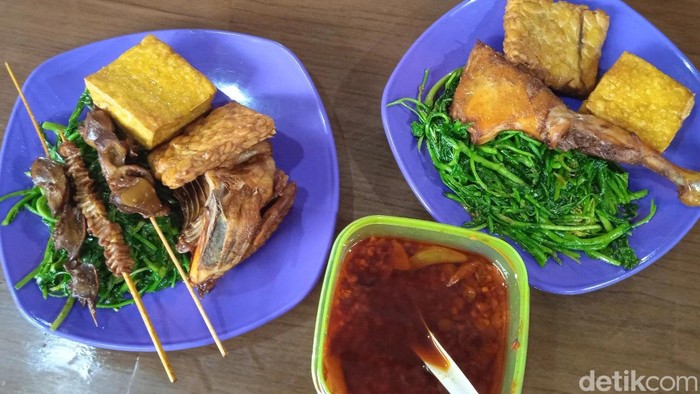 Ayam Gorowok